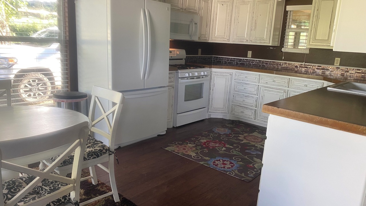 Photo of Kitchen in Stonewall