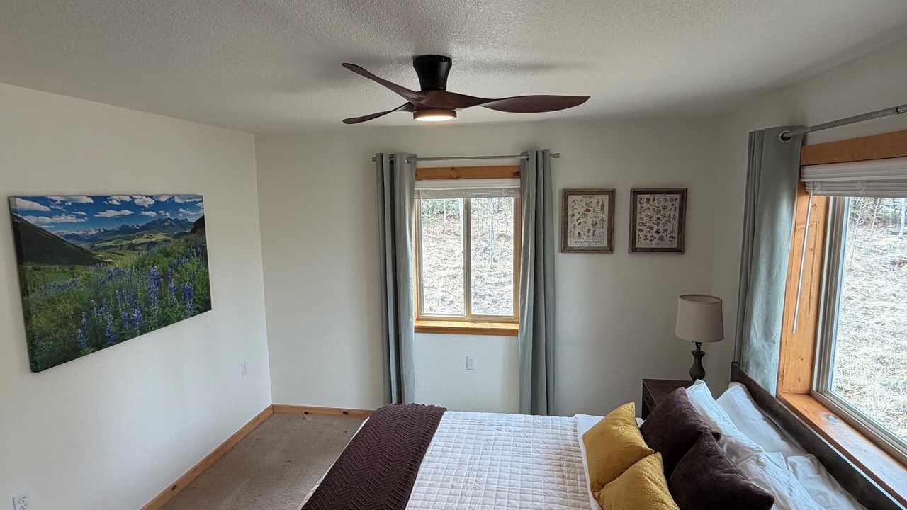 Photo of Bedroom in Indian Mountain