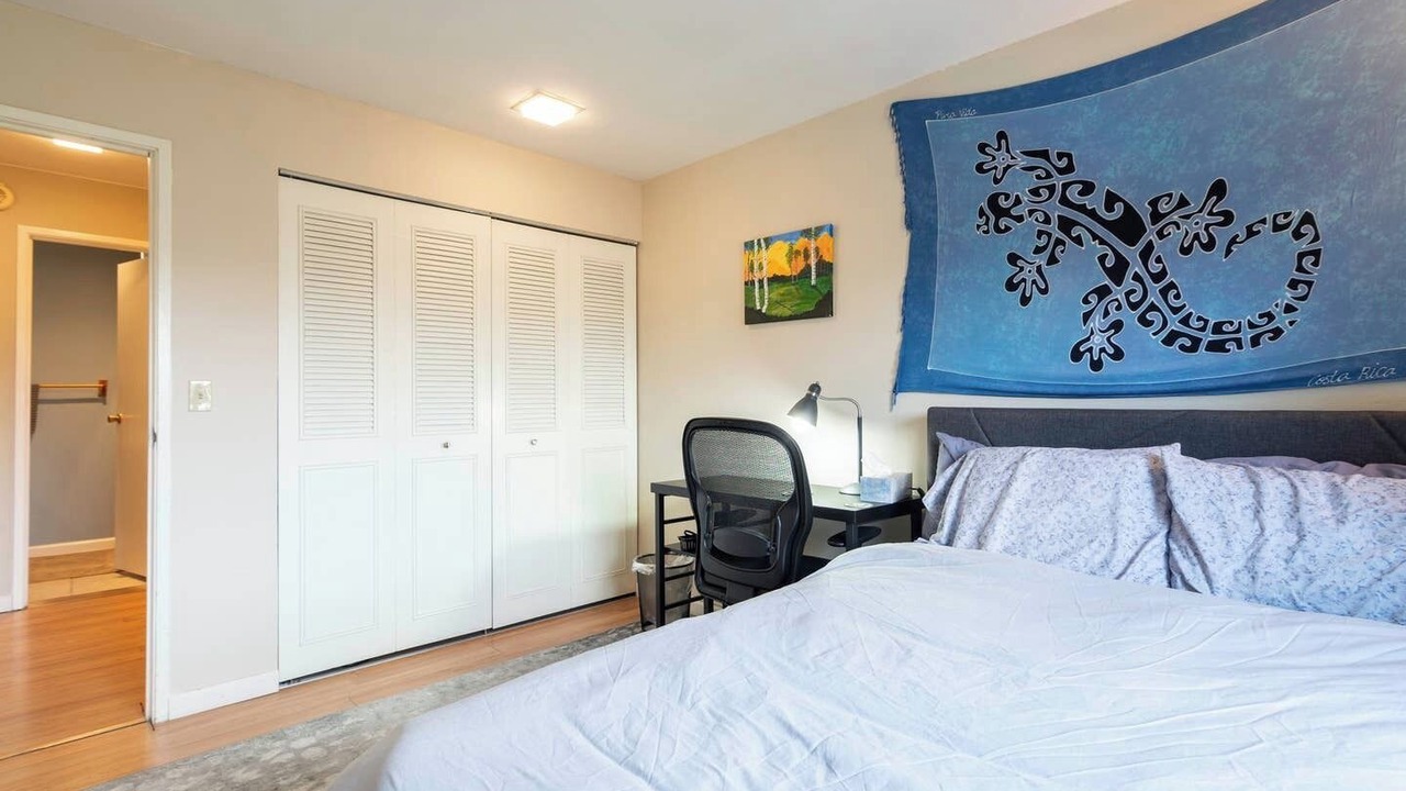 Photo of Bedroom in Glenwood Grove - North Iris