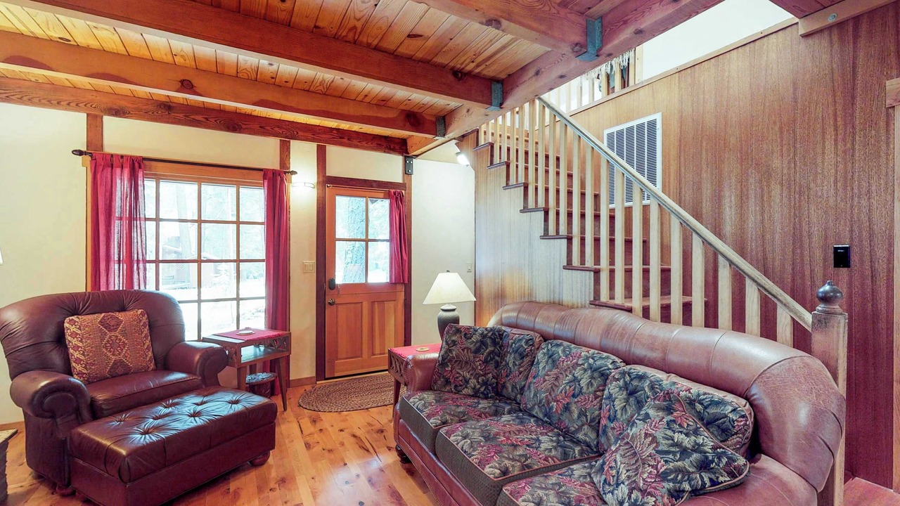 Photo of Livingroom in Tahoma