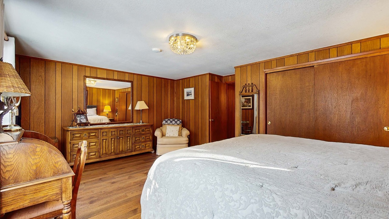 Photo of Bedroom in Tahoe Island