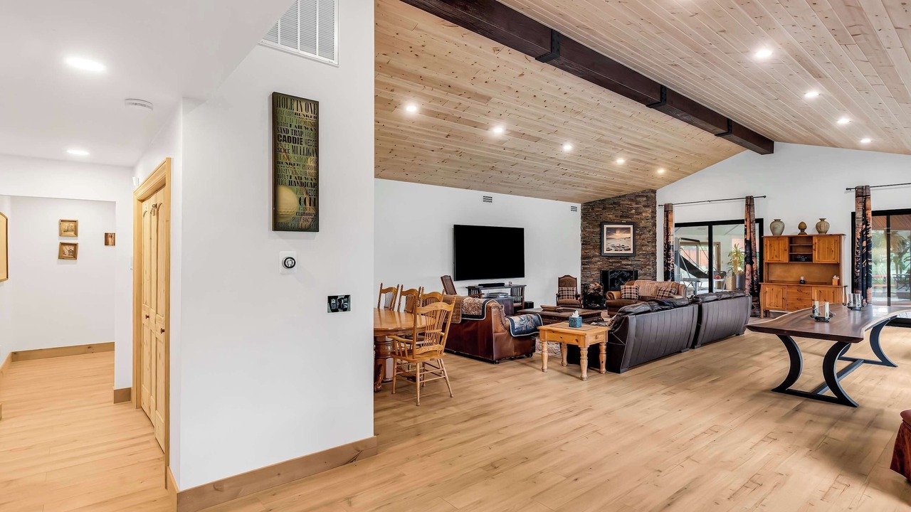 Photo of Livingroom in South Lake Tahoe
