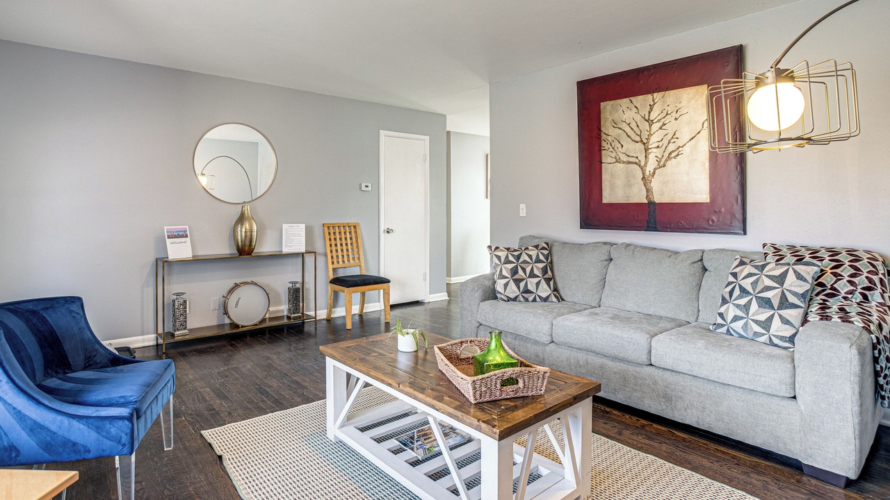 Photo of Livingroom in Lakewood