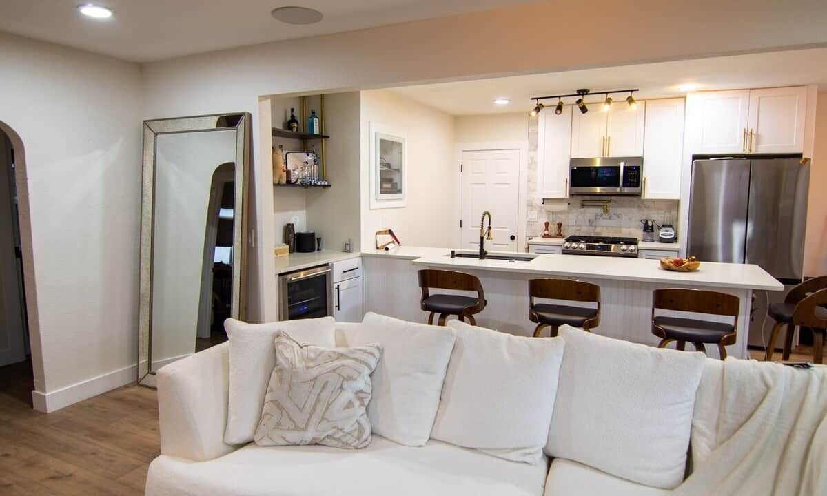 Photo of Livingroom in Englewood