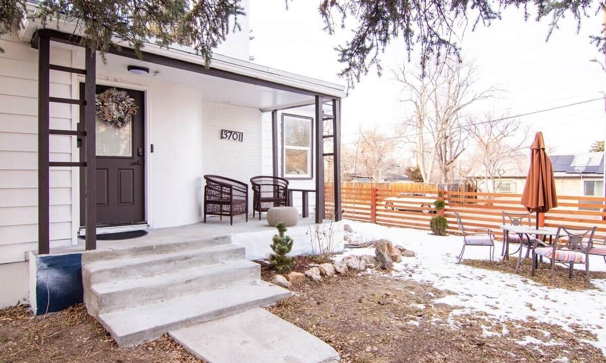 Photo of Patio Balcony in Englewood