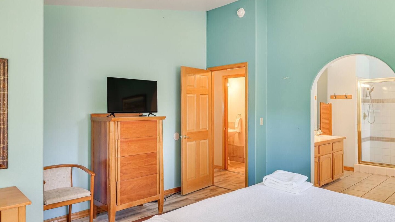 Photo of Bedroom in Angora Highlands