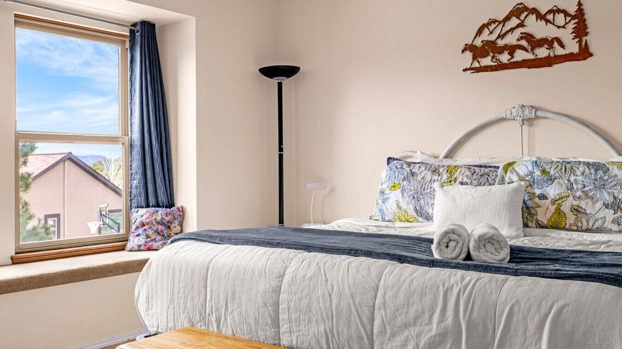 Photo of Bedroom in Colorado Springs