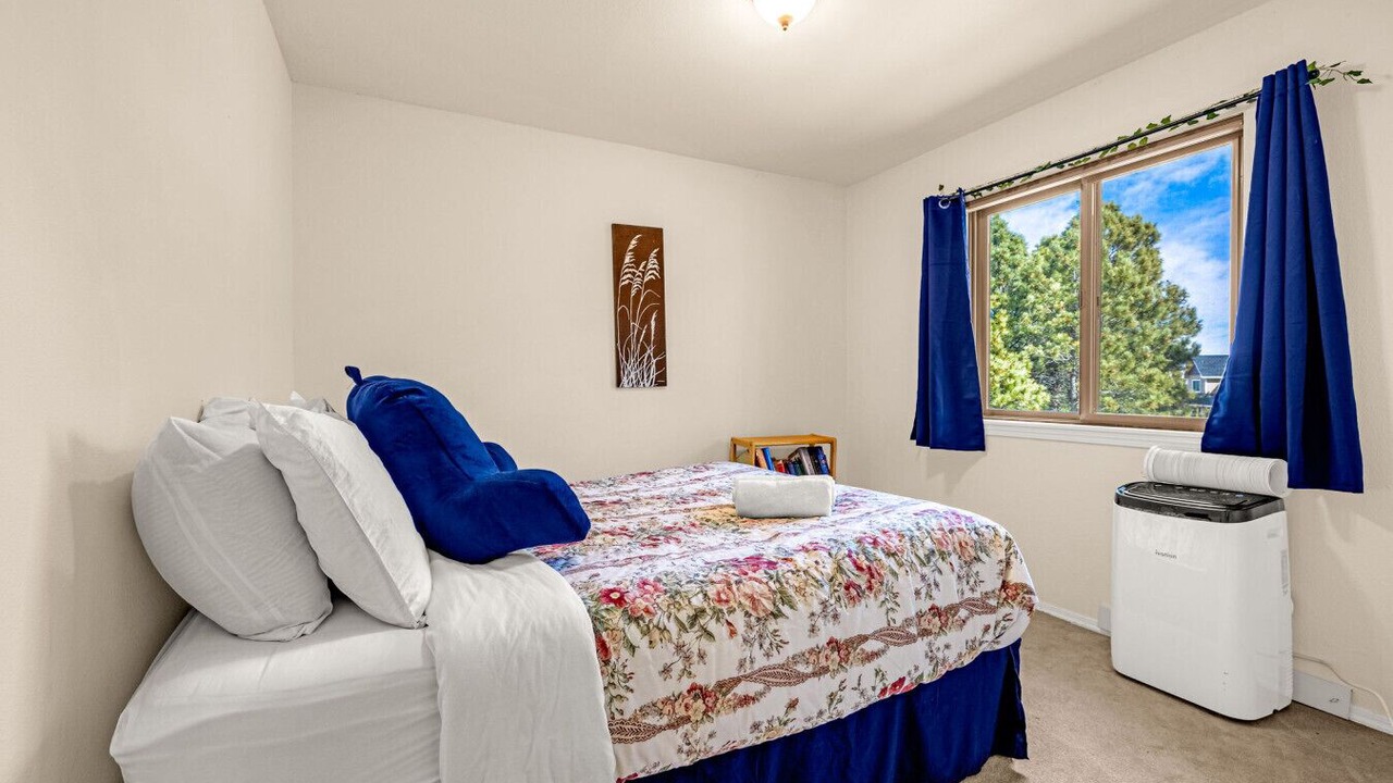 Photo of Bedroom in Colorado Springs