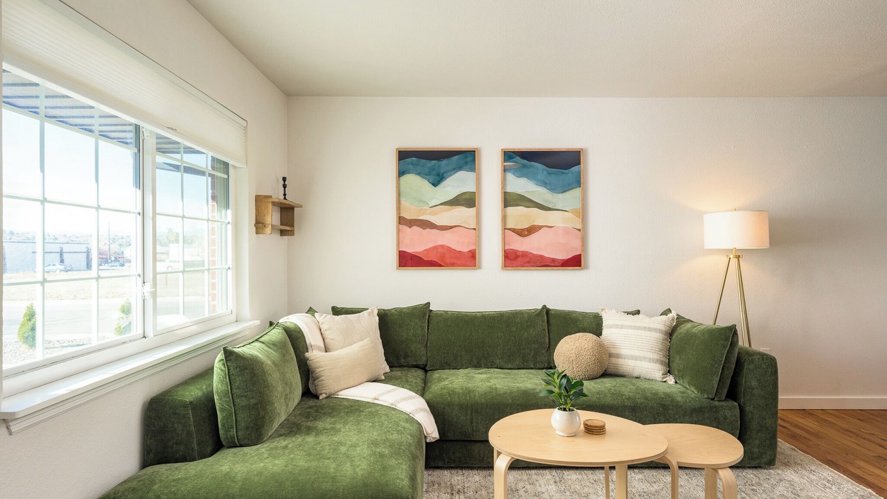 Photo of Livingroom in South Westminster