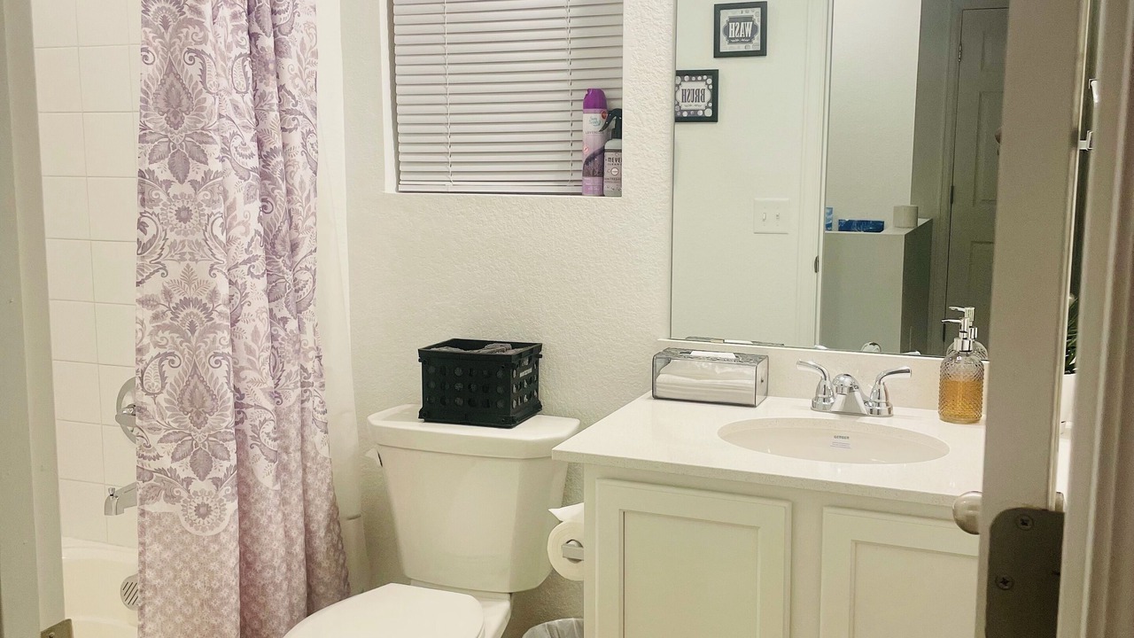 Photo of Bathroom in Aurora