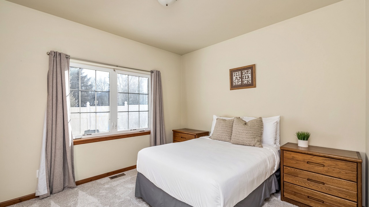 Photo of Bedroom in Gypsum