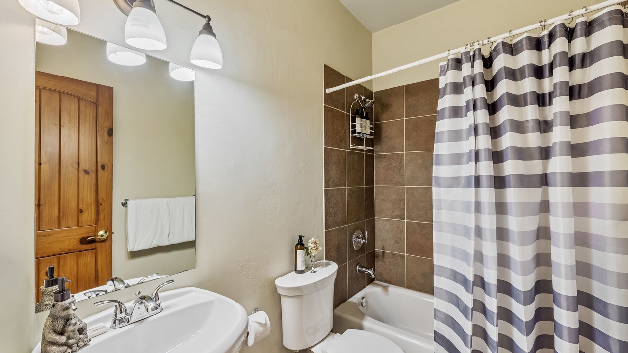 Photo of Bathroom in Gypsum