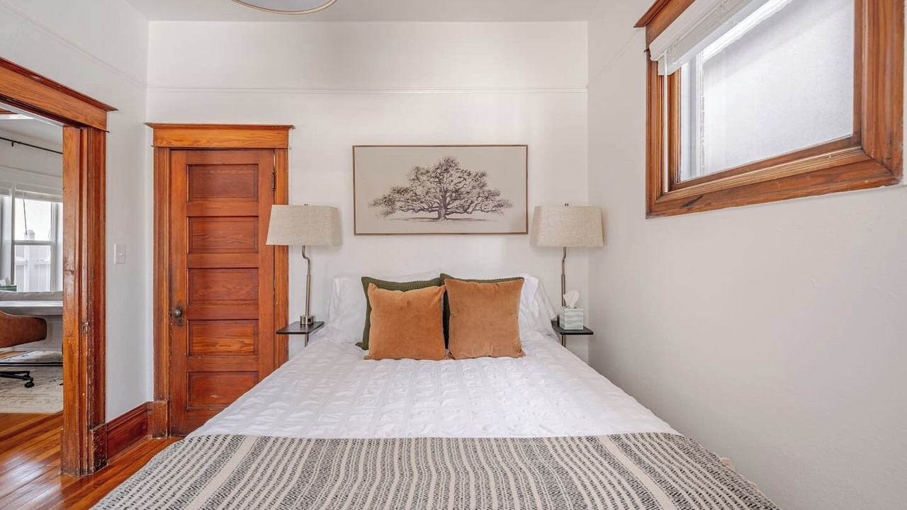 Photo of Bedroom in Sunnyside