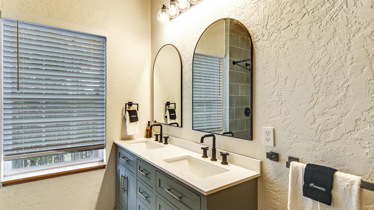 Photo of Bathroom in Evergreen