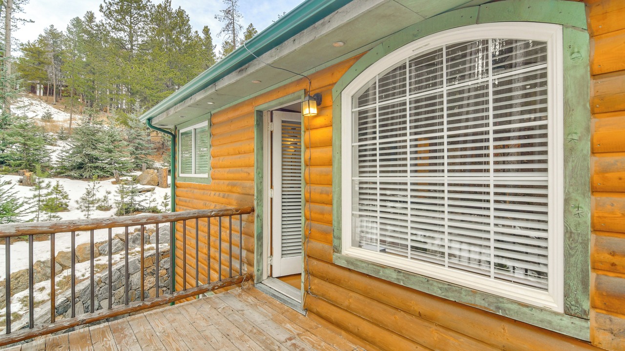Photo of Patio Balcony in Evergreen