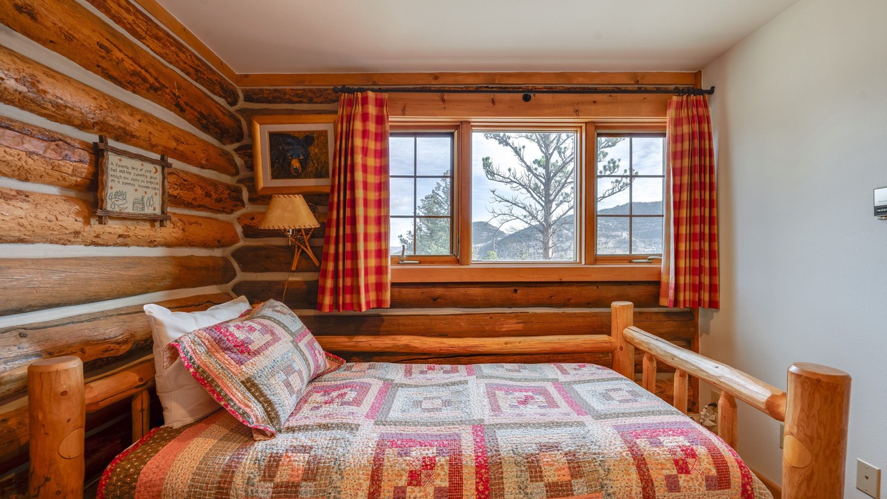 Photo of Bedroom in Estes Park