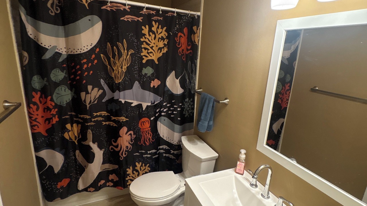 Photo of Bathroom in Lyons