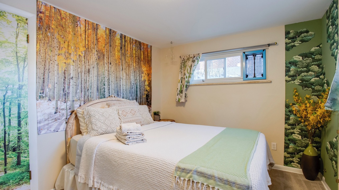 Photo of Bedroom in Lamar Heights Area