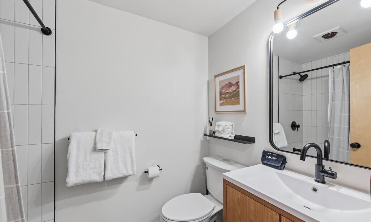 Photo of Bathroom in Kremmling