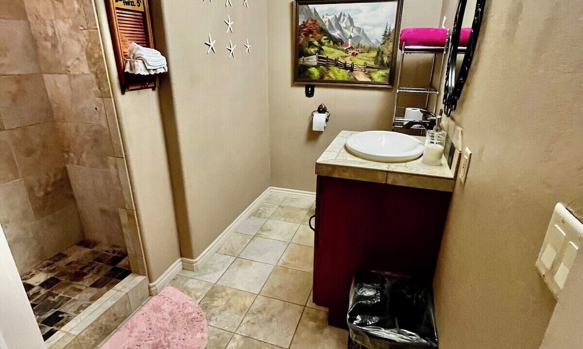 Photo of Bathroom in Grand Junction