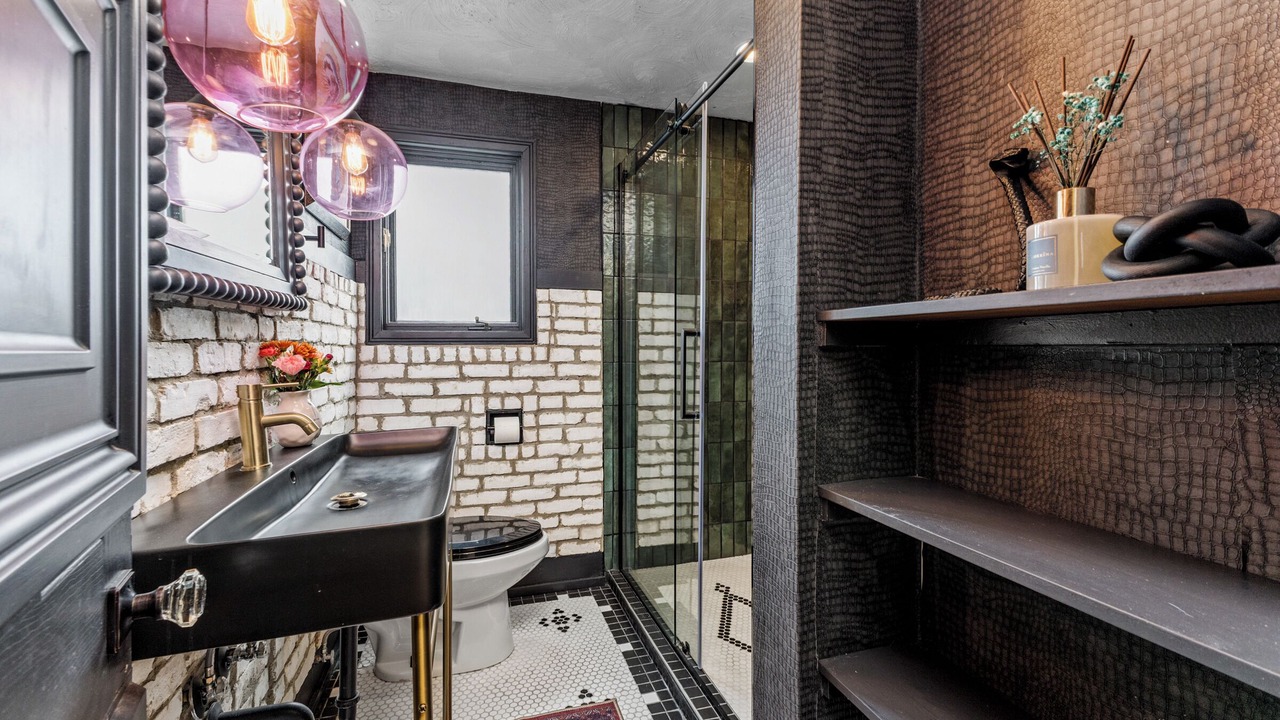 Photo of Bathroom in Old Town