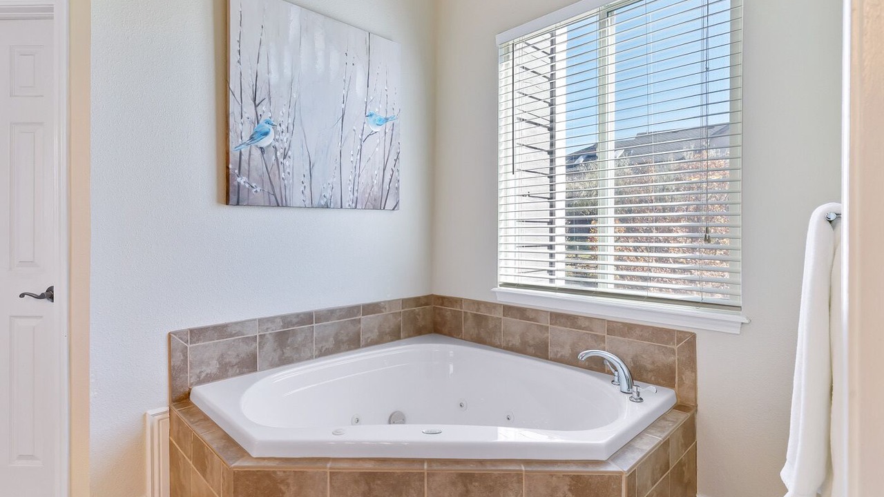 Photo of Bathroom in Gleneagle