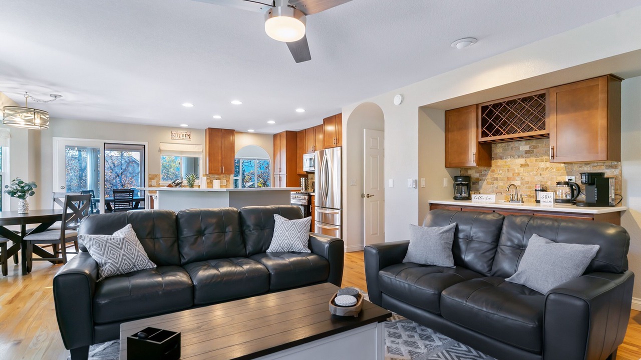 Photo of Bedroom in Gleneagle