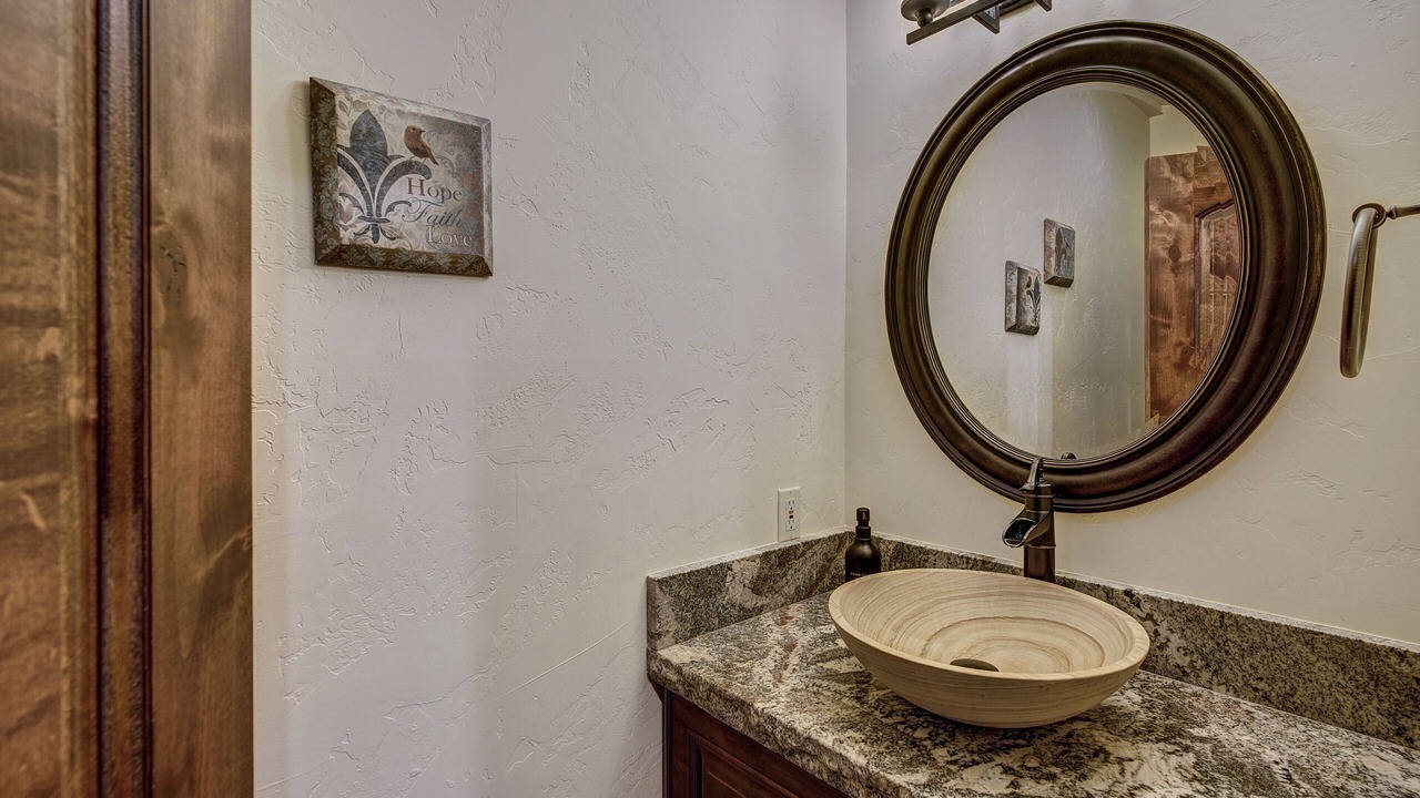 Photo of Bathroom in The Highlands