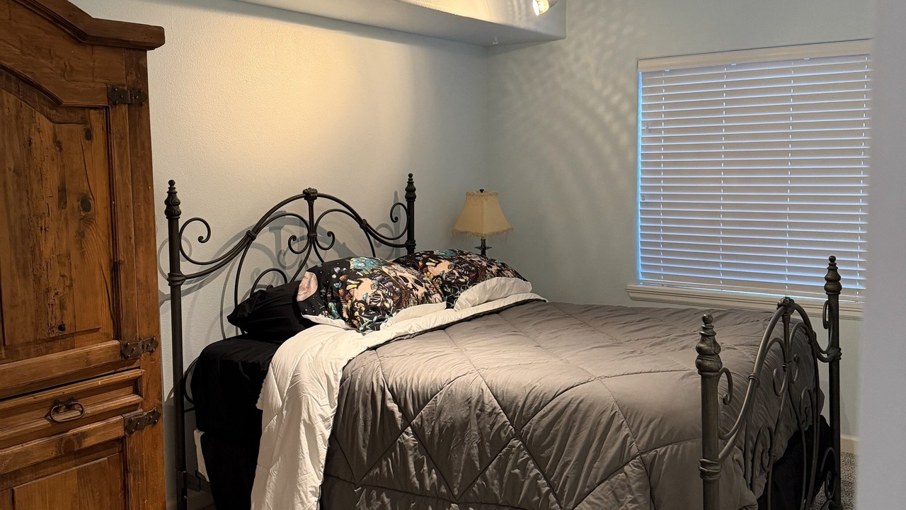 Photo of Bedroom in Erie
