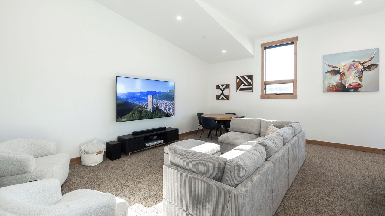 Photo of Livingroom in Fraser
