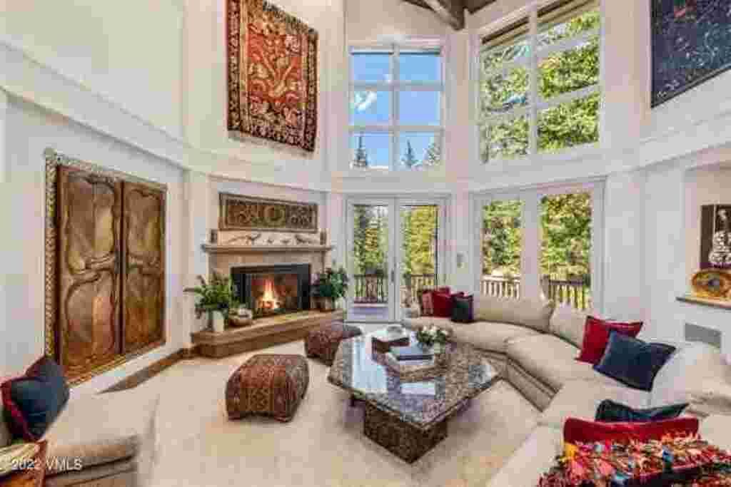 Photo of Livingroom in Vail
