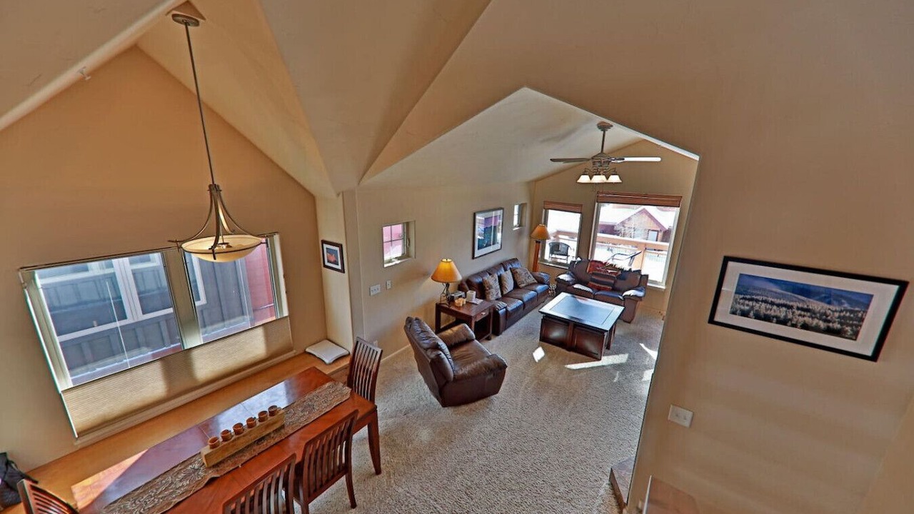 Photo of Livingroom in Fraser