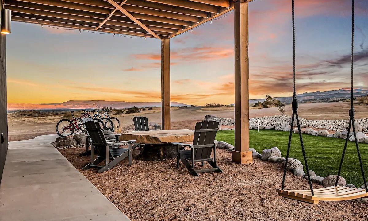 Photo of Outdoor in Loma