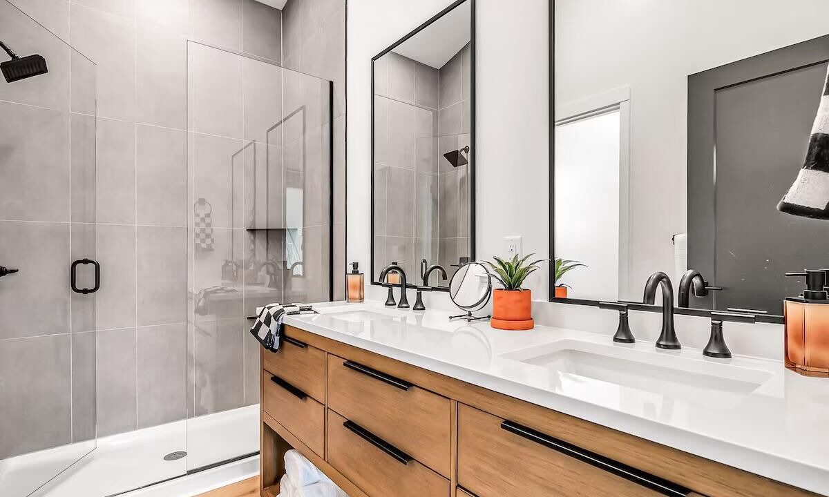 Photo of Bathroom in Loma
