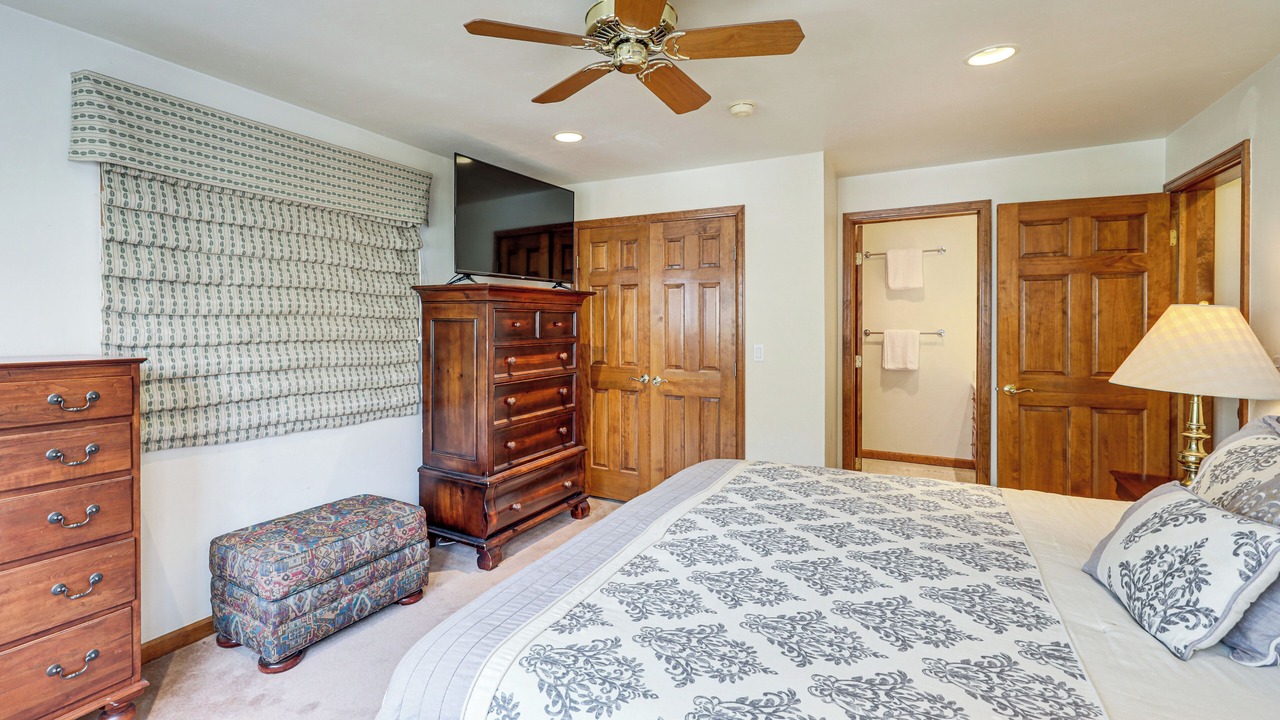 Photo of Bedroom in Highland Meadows