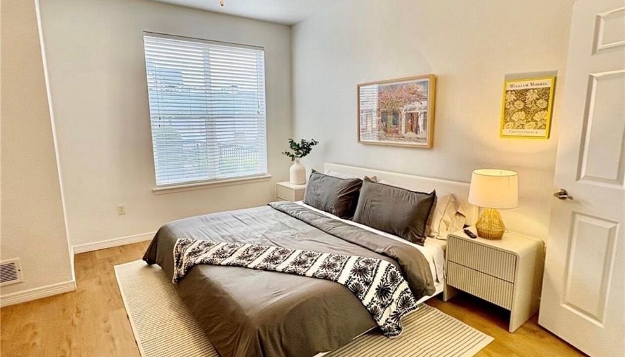 Photo of Bedroom in Englewood