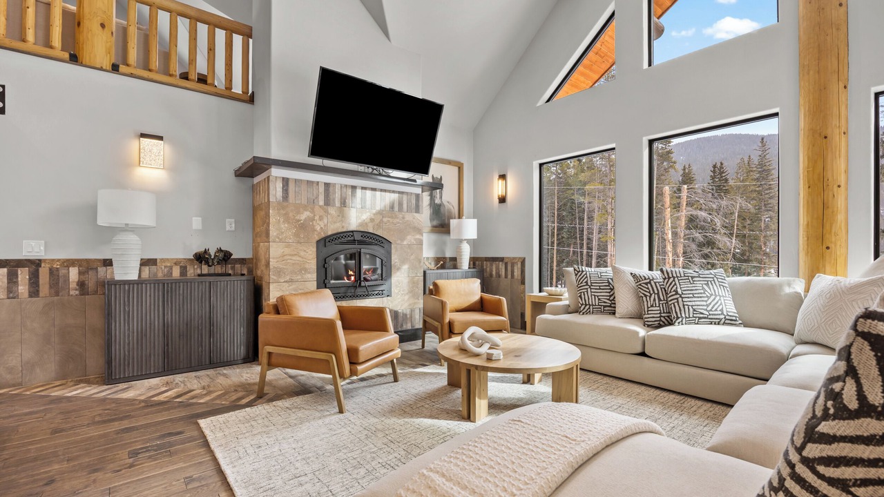 Photo of Livingroom in Sherwood Forest