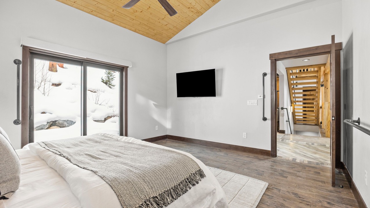 Photo of Bedroom in Sherwood Forest