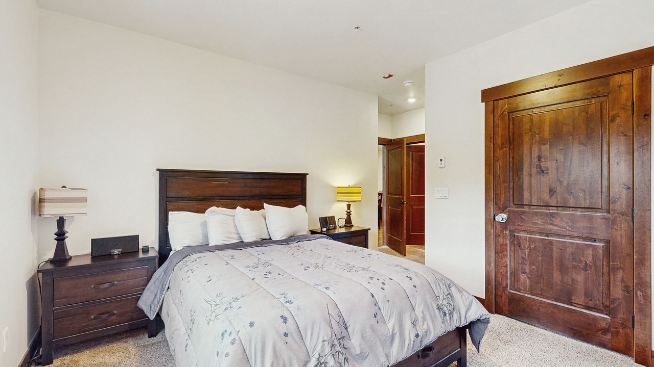 Photo of Bedroom in Willow Grove