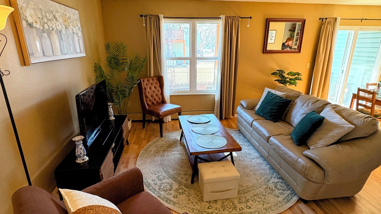 Photo of Livingroom in Lafayette