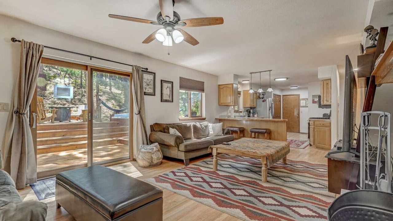 Photo of Livingroom in Colorado Springs