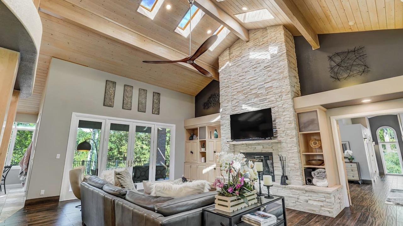 Photo of Livingroom in Woodmoor