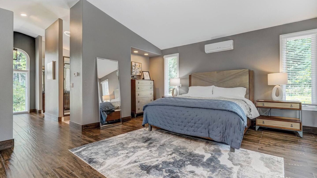 Photo of Bedroom in Woodmoor