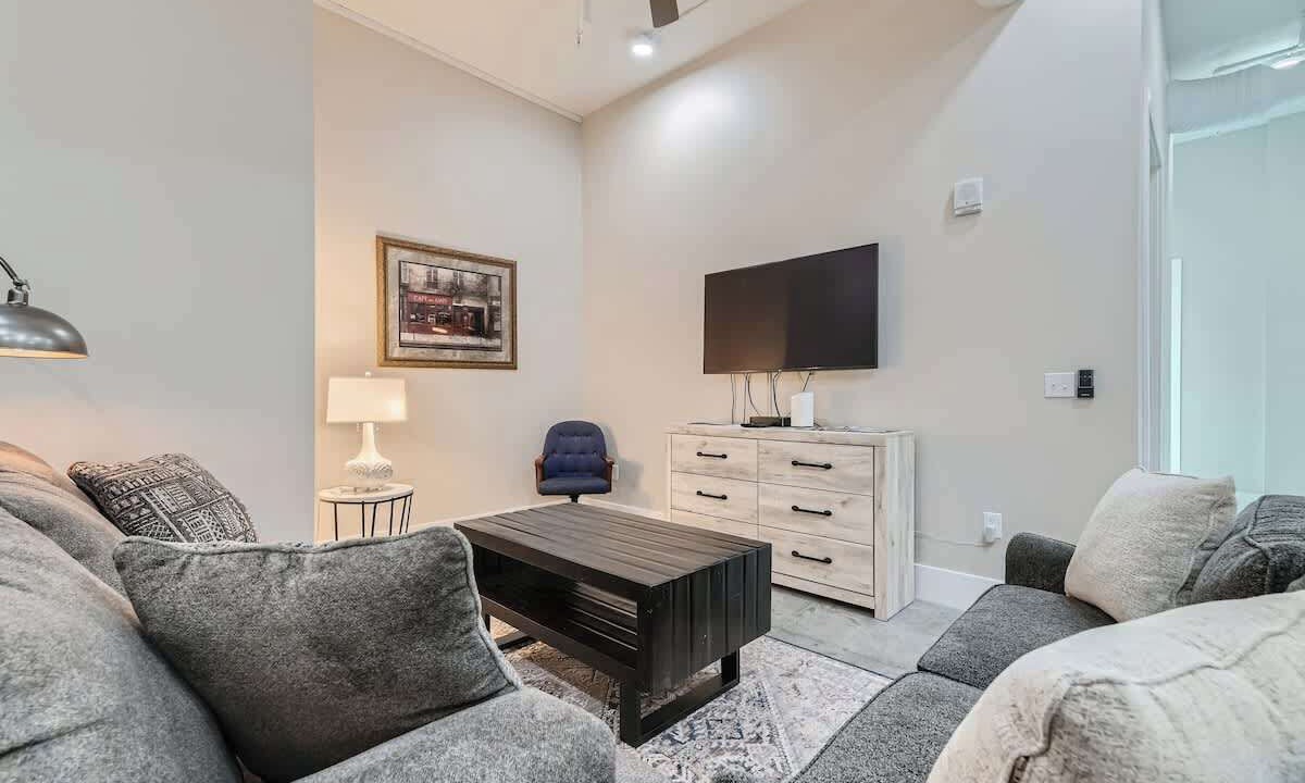 Photo of Livingroom in Golden