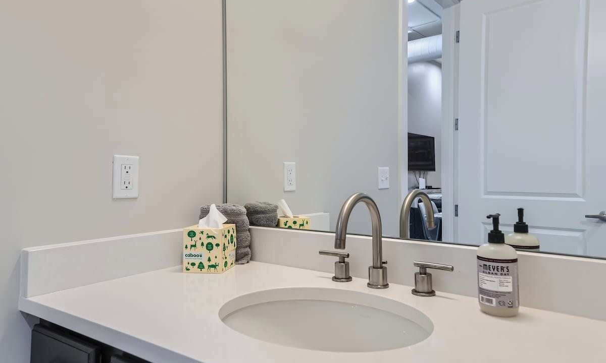 Photo of Bathroom in Golden