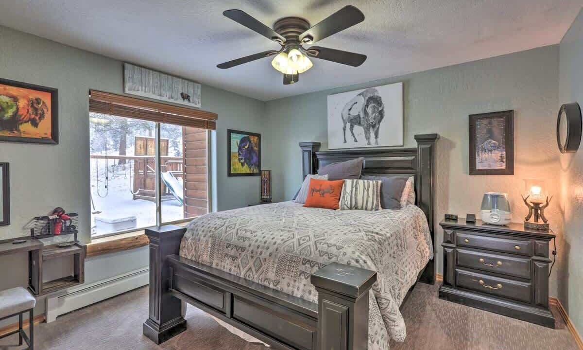 Photo of Bedroom in Black Hawk