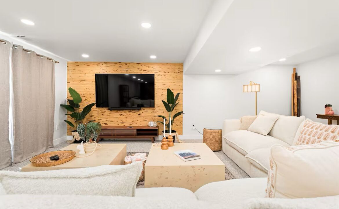 Photo of Livingroom in Lamar Heights Area