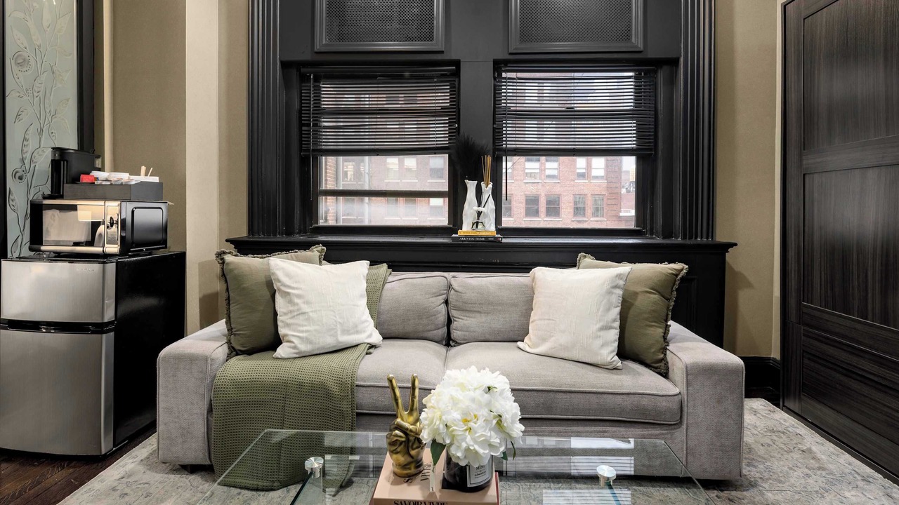 Photo of Livingroom in Central New York City