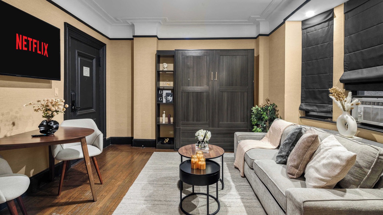 Photo of Livingroom in Central New York City