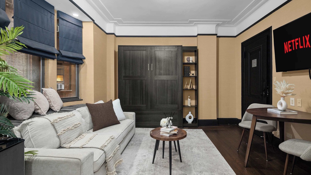 Photo of Livingroom in Central New York City